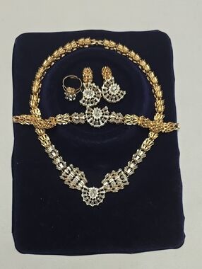 Gold-Tone Crystal Bridal Jewelry Set - Necklace Earrings Bracelet Ring